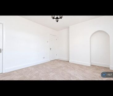 2 bedroom detached house to rent - Photo 5