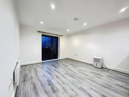 1 bedroom property to rent - Photo 5