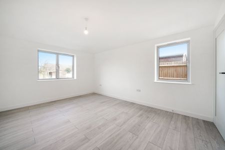 Eshan drive, Kent, London - Photo 5