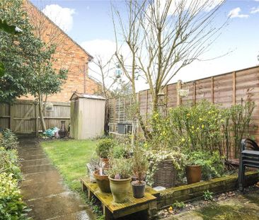 2 bedroom terraced house to rent - Photo 6