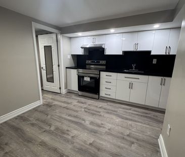 For Lease - 20 Robinson Avenue Unit# 3 Bsmt, Toronto, Ontario - Photo 4