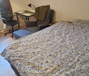 Professorsslingan, Stockholm - Photo 1