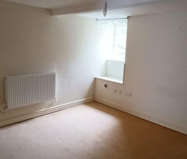 1 bedroom semi-detached house to rent - Photo 3