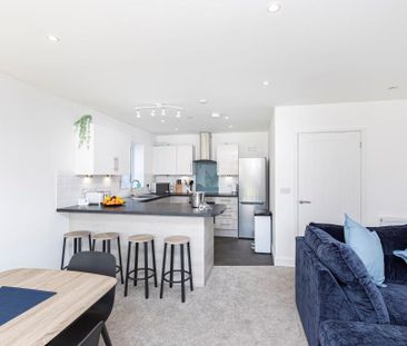 3 bedroom semi-detached house to rent - Photo 5