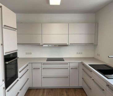 Dachgeschosswohnung mit Ausblick über Bad Neuenahr - Photo 3