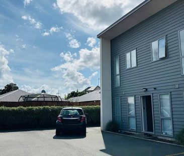 Spacious studio apartment - Photo 1