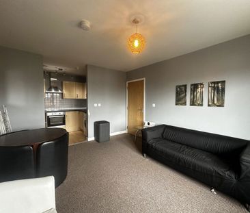 Caister Hall Apartment 33, Coventry - Photo 6