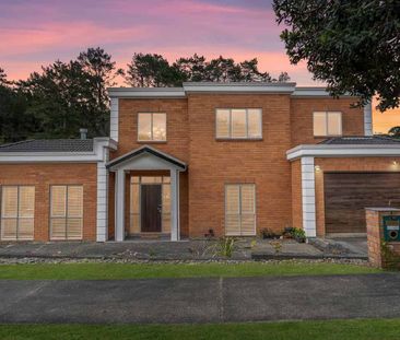 Spacious Family Living — 4 Bedrooms + Family Room + 2 Living Spaces - Photo 3