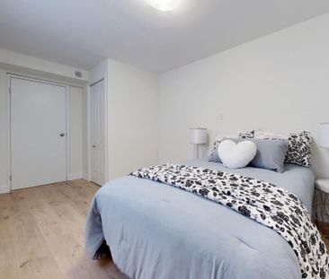 For Lease - 47 Lowe Boulevard, Newmarket, Ontario - Photo 4