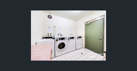 Cambridge Court - Fully Furnished Studio Apartment - Student Only - Photo 2