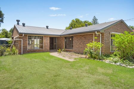 258 King Street, Clontarf QLD 4019 - House For Rent | Domain - Photo 2