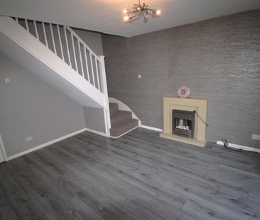 Ashmores Close, Redditch - Photo 1