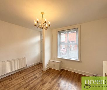 Park Street, Droylsden, Tameside, M43 - Photo 1