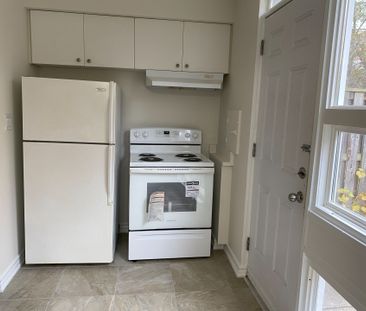 For Lease - 3230 The Credit Woodlands N/A, Mississauga, Ontario - Photo 5