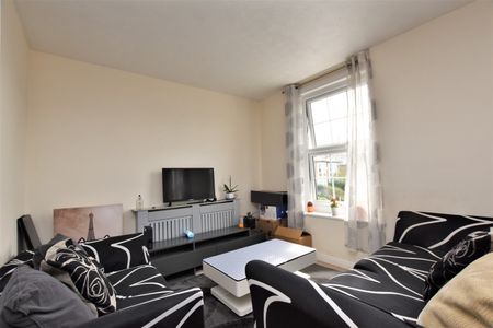 2 bedroom apartment to rent Thomas Heskin Court, Station Road, Bishops Stortford, CM23 - Photo 3