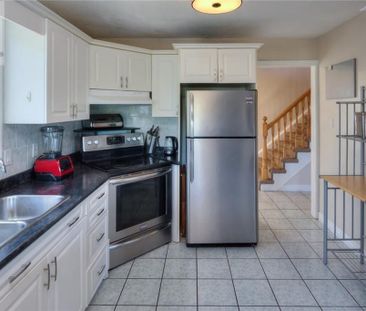 For Lease - 352 Bankside Drive, Kitchener, Ontario - Photo 5