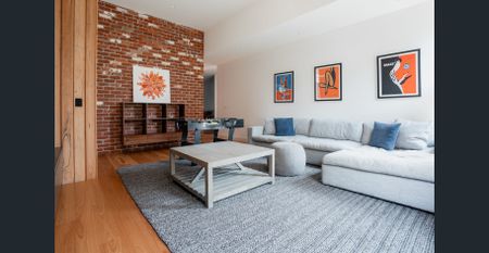 Available now Fully Furnished - Photo 3