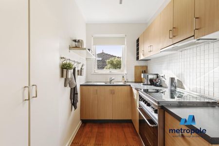 8/25 Herbert Street, ST KILDA, VIC - Photo 4