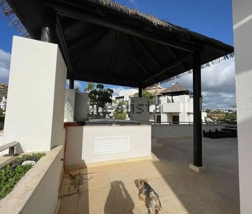 Alquiler de chalet adosado en Urb. Mirador del Paraiso, 29679 Benah... - Photo 6