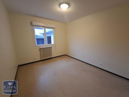 Location Appartement 3 pièces 67m² VILLENEUVE SUR LOT 47300 - Photo 2
