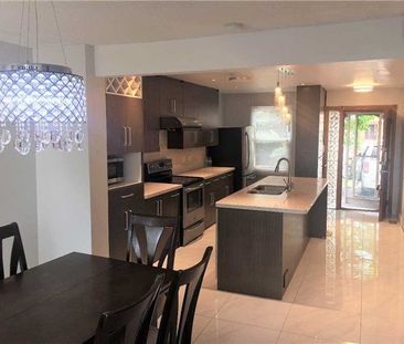 For Lease - 940 Hampstead Court Unit# main level, Mississauga, Ontario - Photo 6