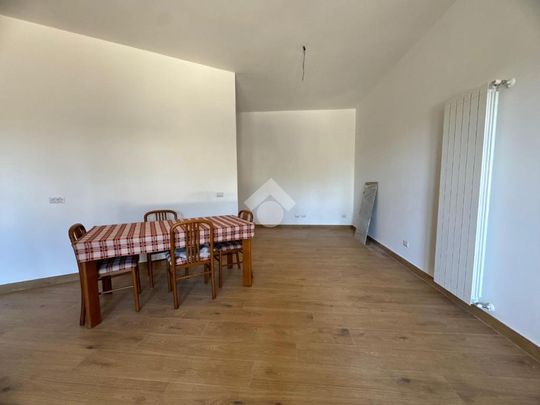 Porzione di bifamiliare in affitto - Photo 1