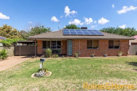 21 Emerald Street, Dubbo, NSW 2830 - Photo 2