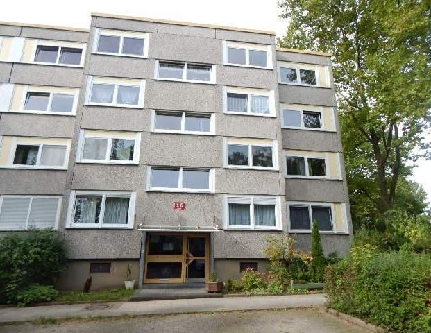 Stop! Großzügige 3,5-Zimmer-Wohnung (WBS) - Photo 1