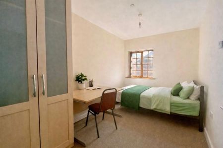 4 bed Flat Lion Works - Photo 4