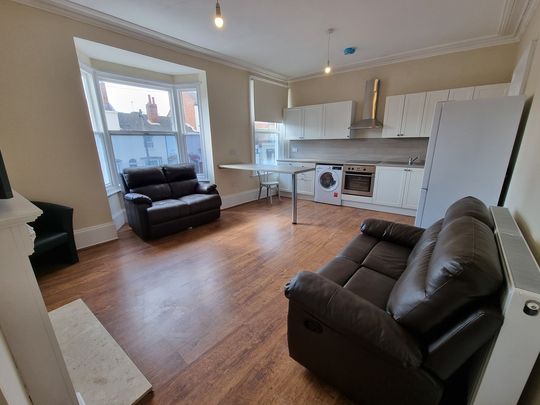 2 Bed Student Accommodation - Photo 1