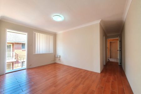 8/5 Queen Street, 2144, Auburn Nsw - Photo 4