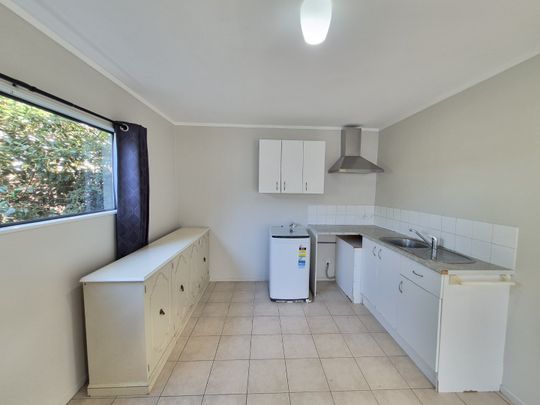 Property Management9B Mahon Place, Papatoetoe - Flats for Rent - Photo 1