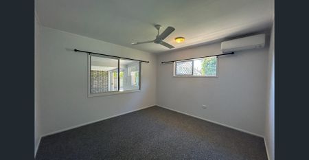 Comfortable 3 bedroom home in Clinton with low maintenance living. - Photo 3
