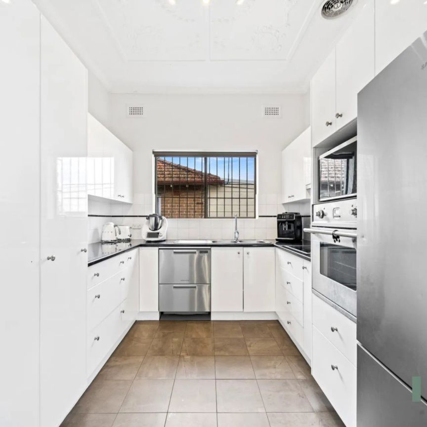 Stylish Family Home in Croydon Park - Photo 1