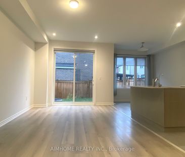 For Lease - 168 Tempel Street, Richmond Hill, Ontario - Photo 5