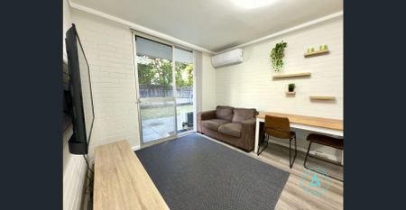Ground Floor Charm in West Perth - Fully Furnished & Equipped - Photo 4