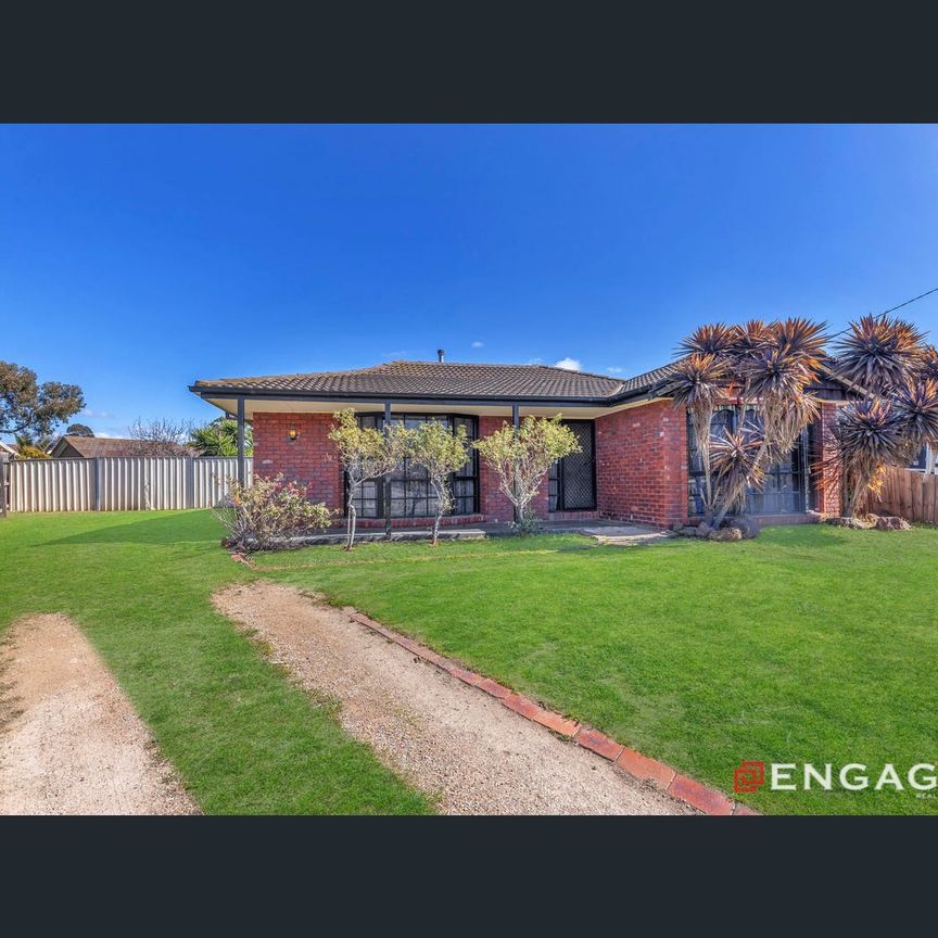 832 Morris Road, Truganina, Vic 3029 - Photo 1