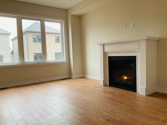 For Lease - 19 Northrop Avenue, Clarington, Ontario - Photo 1