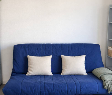 Nantes Sully – Studio meublé de 18 m² avec ascenseur - Photo 1