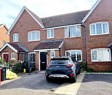 3 bedroom terraced house to rent - Photo 2