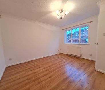 2 bedroom property to rent - Photo 1