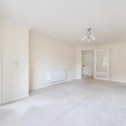 Grove Road, Woking, Surrey, GU21 - Photo 1