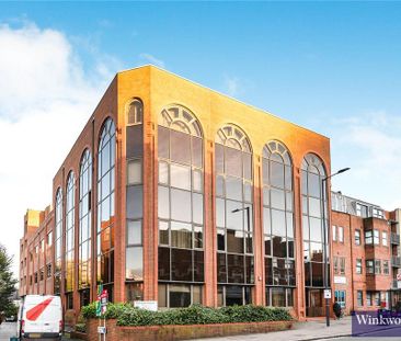 Studio to rent - Photo 2