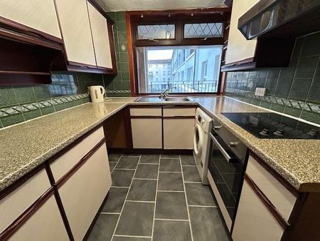 1 bedroom flat to rent - Photo 5