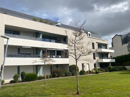 2 Pièces BRUZ – - Photo 1