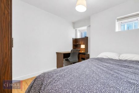 4 bedroom apartment to rent - Photo 4