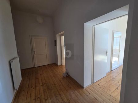PREISREDUKTION! 116 M² ALTBAUFLAIR MIT BALKON IN TOP-LAGE - Photo 5