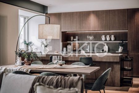 5 room luxury Apartment for rent in Madrid, Community of Madrid - Photo 3