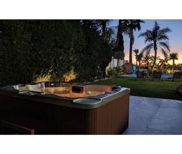 7 room luxury House for rent in Marbella, Spain - Photo 1