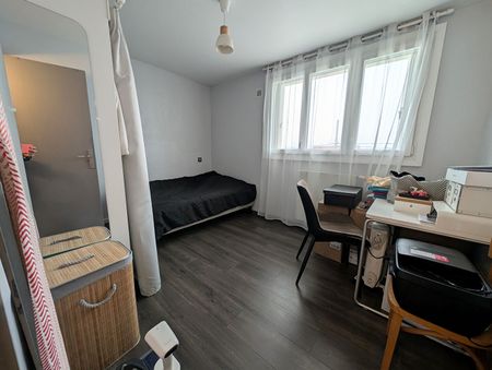 Location Appartement 3 pièces 72m² - Photo 5